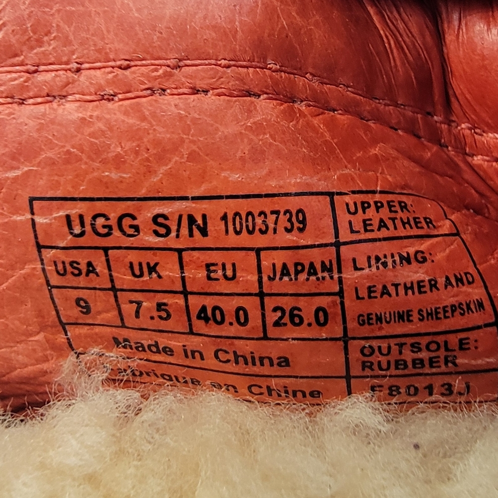 UGG Red Leather Moccasin with Cream Sheepskin Lining - Picture 2 of 4